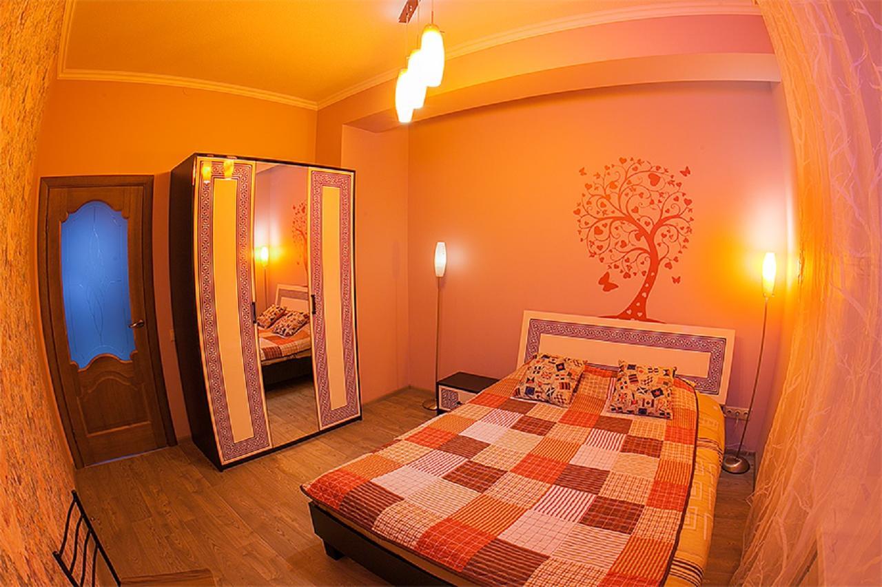 Apartament on Krakivska 34/10 Lviv Exteriör bild